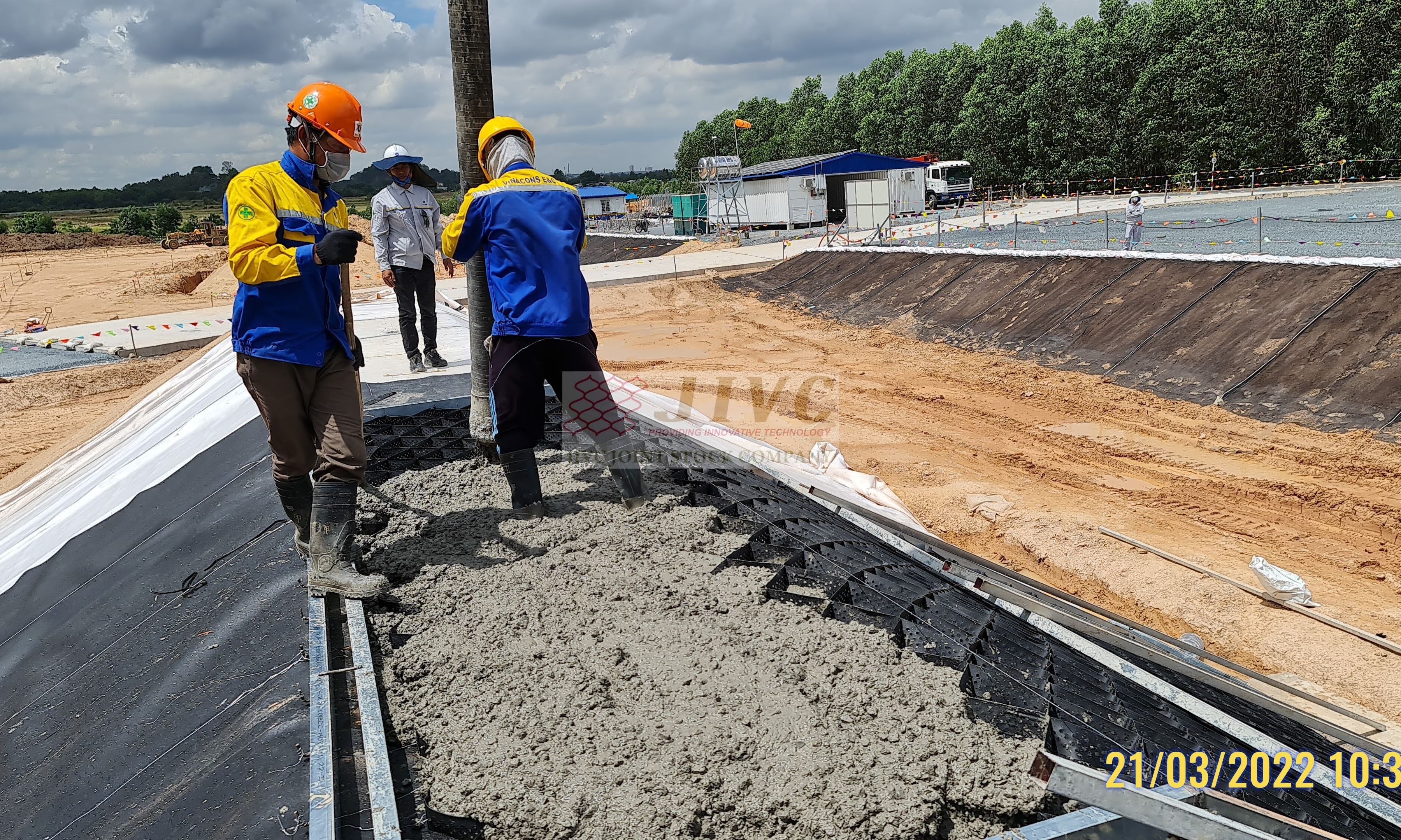 Dự án neoweb gia cố mái Kênh và Mái Đê - Sân Bay Dioxin Biên Hòa - Đồng Nai