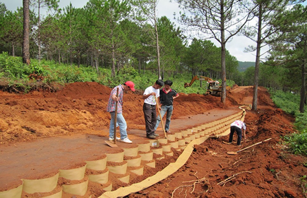 SYSTEM CONSTRUCTION PROJECT IN DA LAT NEOLOY.