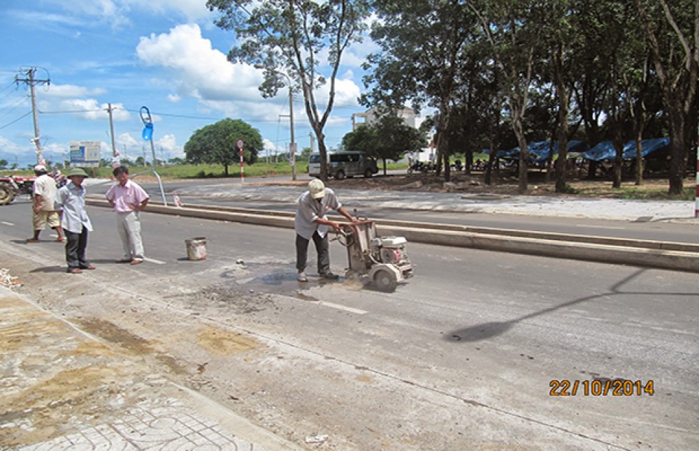 Ứng dụng thí điểm Neoloy gia cố mặt đường tại Đồng Nai (2014)
